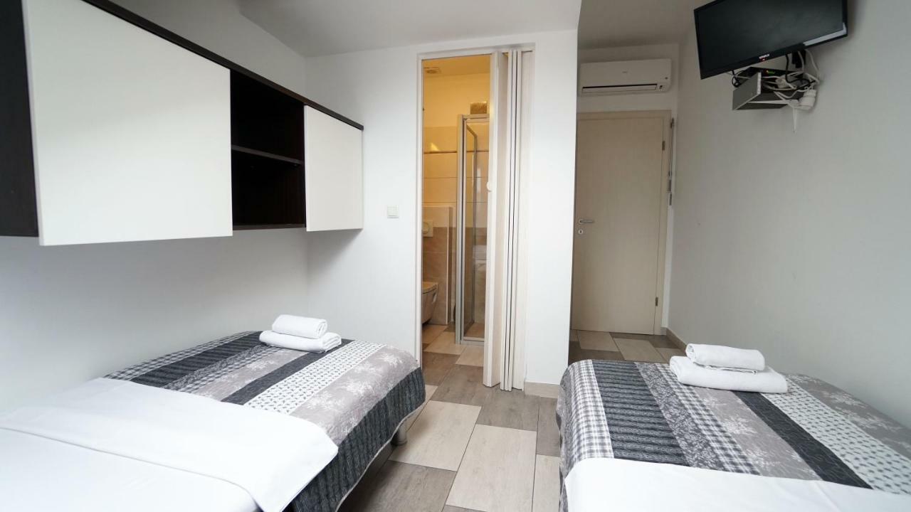 Apartments Lulic Zadar Exterior foto